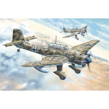 Trumpeter Junkers Ju-87R Stuka 1:24 @ ClayPitRC.eu