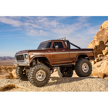 92046-4-TRX-4-F-150-HT-Brown-Action-05490.jpg