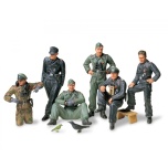 Tamiya 1:35 Figure Set - German Tank Crew at Rest (WW II)