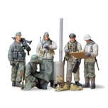 Tamiya 1:35 Figure Set - German Soldiers at Field Briefing (WW II)