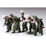 Tamiya 1:35 Figure Set - German Assault Infantry w/Winter Gear (WW II)
