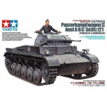 Tamiya 1:35 German Sd.Kfz.121 Panzerkampfwagen II Ausf. A/B/C (French Campaign)